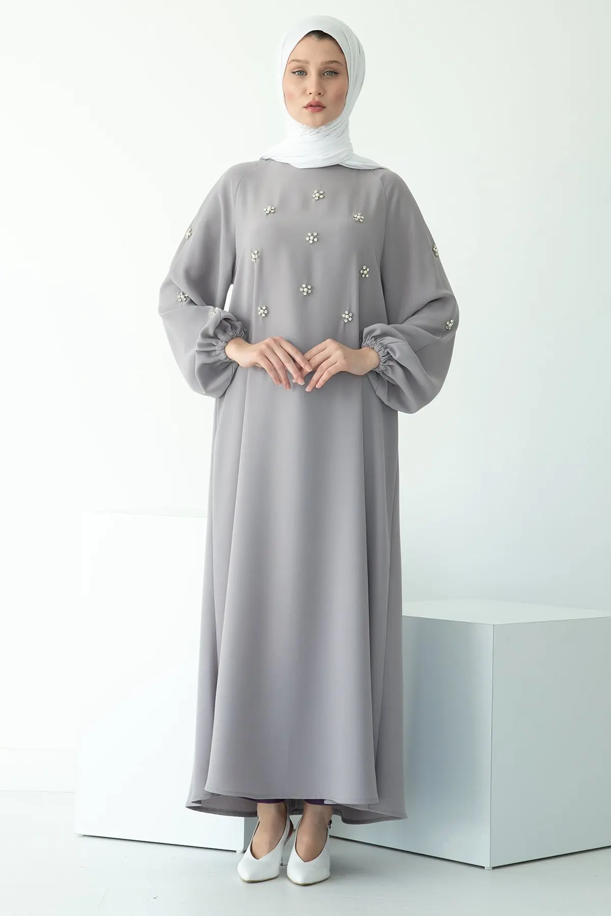 

Hand-sewn Rhinestone Raglan Sleeve Dress Middle East Ramadan Hui Dress Arab Women's Clothing