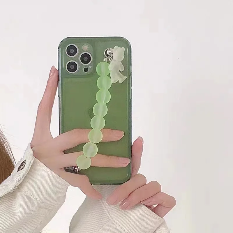 

Female DIY Phone Case For iPhone 11 12 Por Max For iPhone XE 2020 7 8 Plus X XS XR Bear Fashion Bracelet Phone Shell