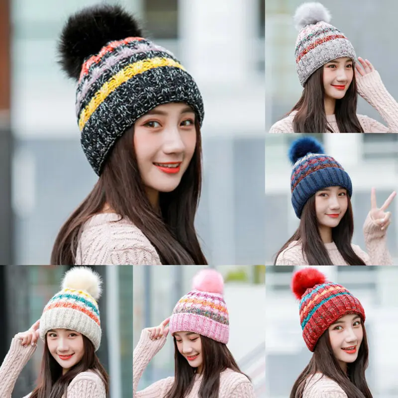 Шапка бини Женская/Мужская мягкая объемная блестящая шапка с помпоном черная