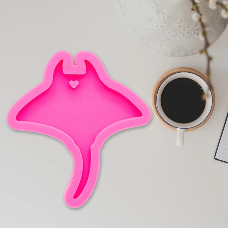 

Crystal Epoxy Resin Mold Stingray Shape Key Chain Pendant Casting Silicone Mould 85LB