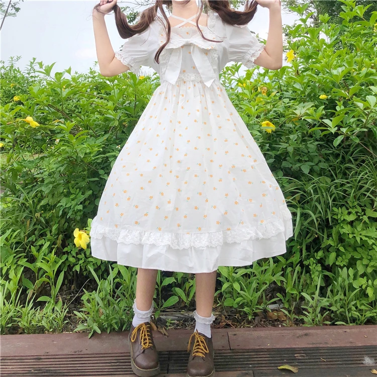 

Japanese Lolita sweet lace edge square collar strap bow bow floral high waist puff sleeve ruffle dress summer