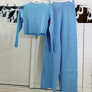 Новинка лета 2021, женский модный сексуальный комплект из двух предметов, трикотажный топ с длинным рукавом и круглым вырезом и широкие брюки с завышенной талией