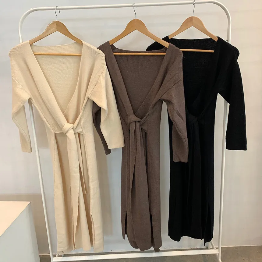 

2021 Korean Belted Cashmere Sweater Dress Women Office Lady V Neck Knitted Dress Winter Warm Thick Party Dress Plus Size Loose