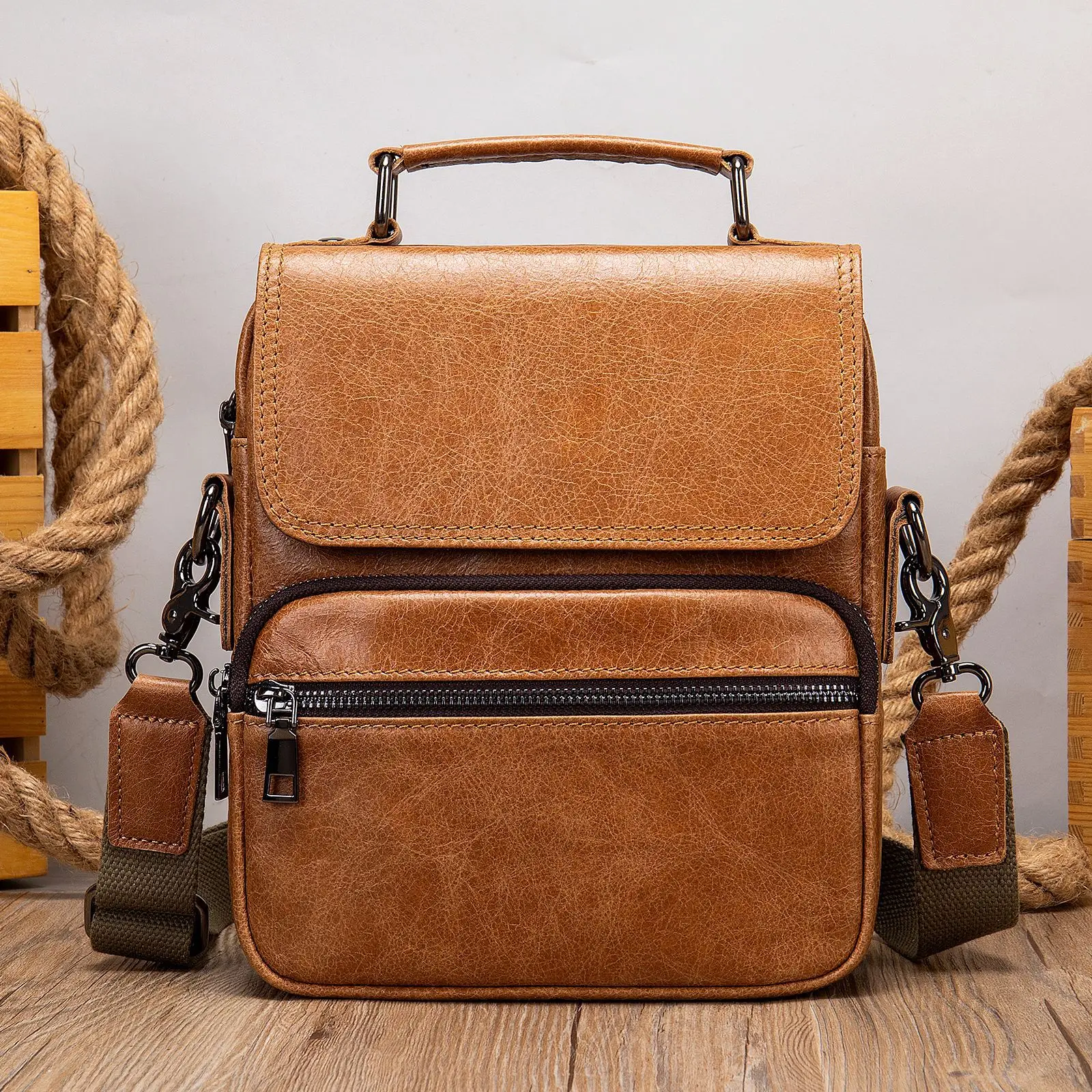 

Business Casual Men Small Handbag Genuine Leather Messenger Bag First Layer Cowhide Retro Travel Male Shoulder Crossbody Bags