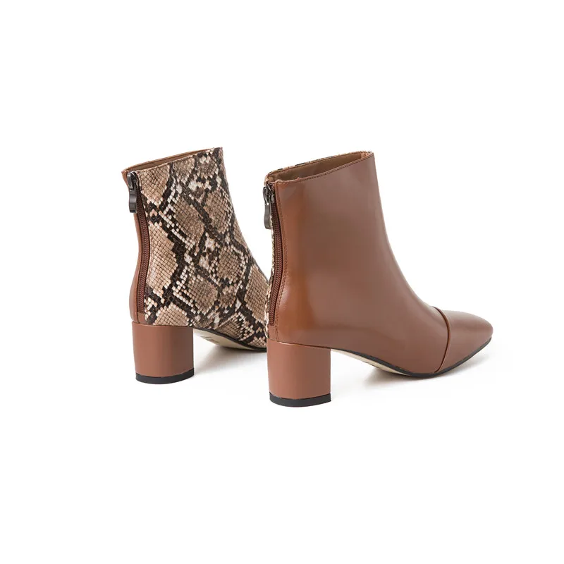 Женские ботильоны на высоком каблуке Asumer из натуральной кожи со змеиным узором