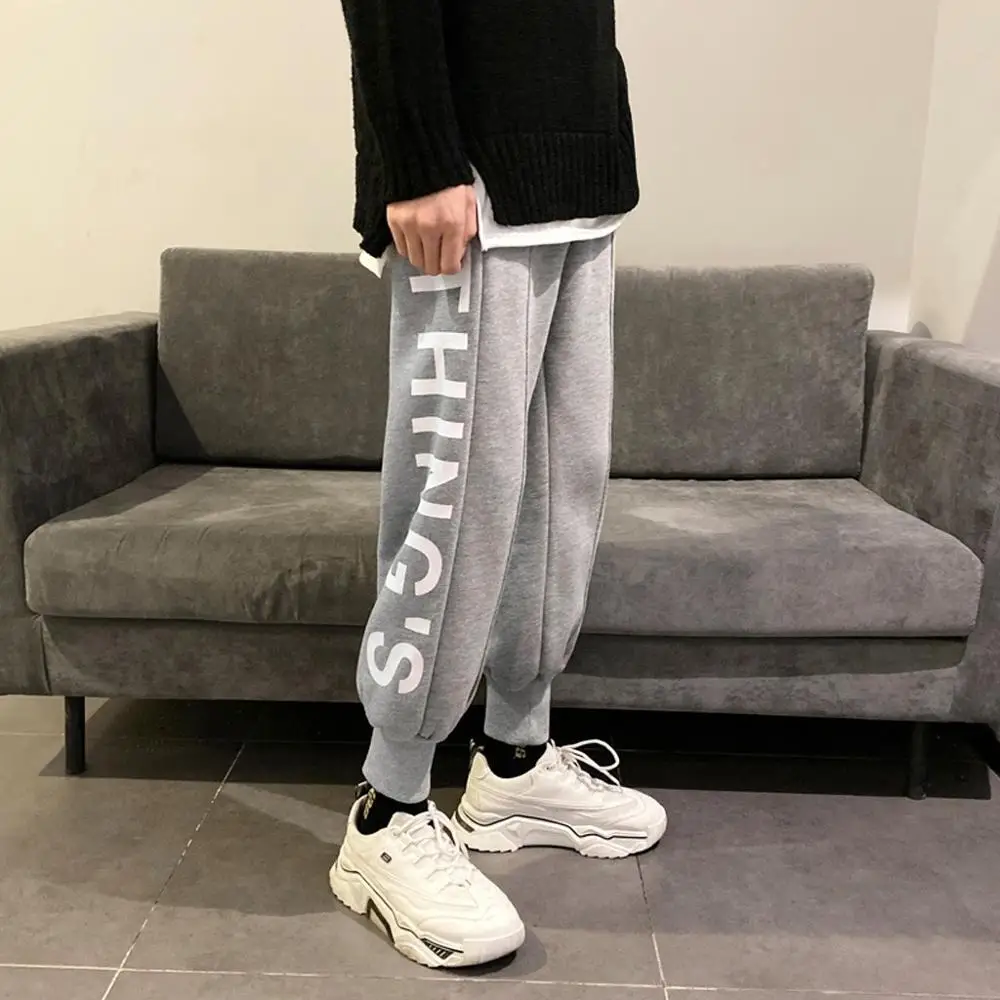 Мужские спортивные штаны модные с буквенным принтом до щиколотки плисовые