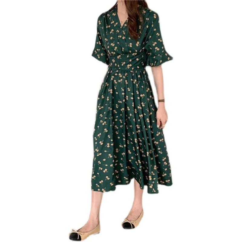 

Make firm offers French small cherry design v-neck accept waist show thin knee-length dress dress with short sleeves
