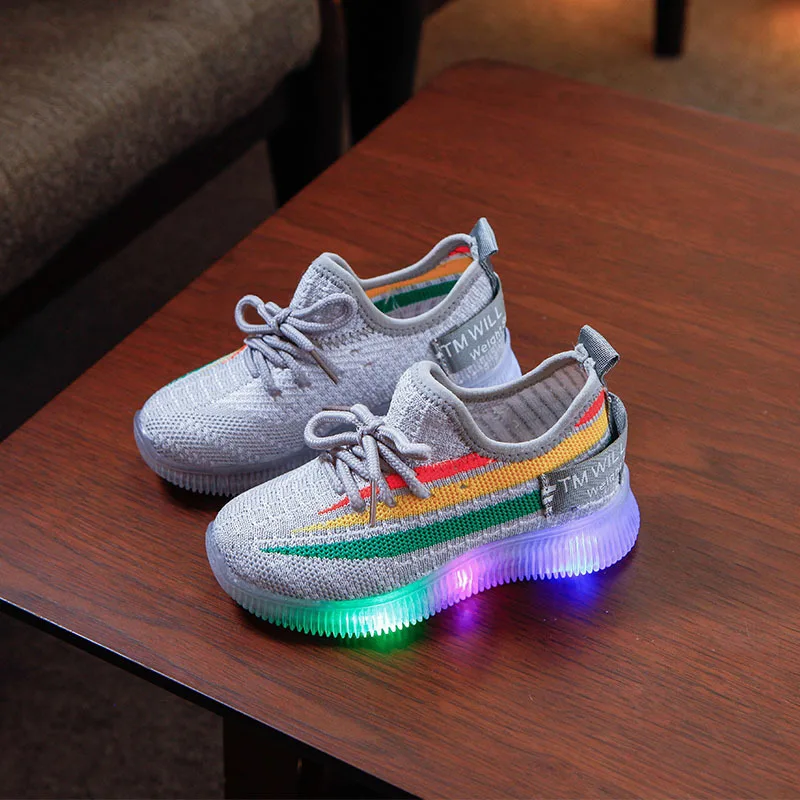 Детские светящиеся кроссовки обувь с подсветкой для мальчиков и девочек 2020 |