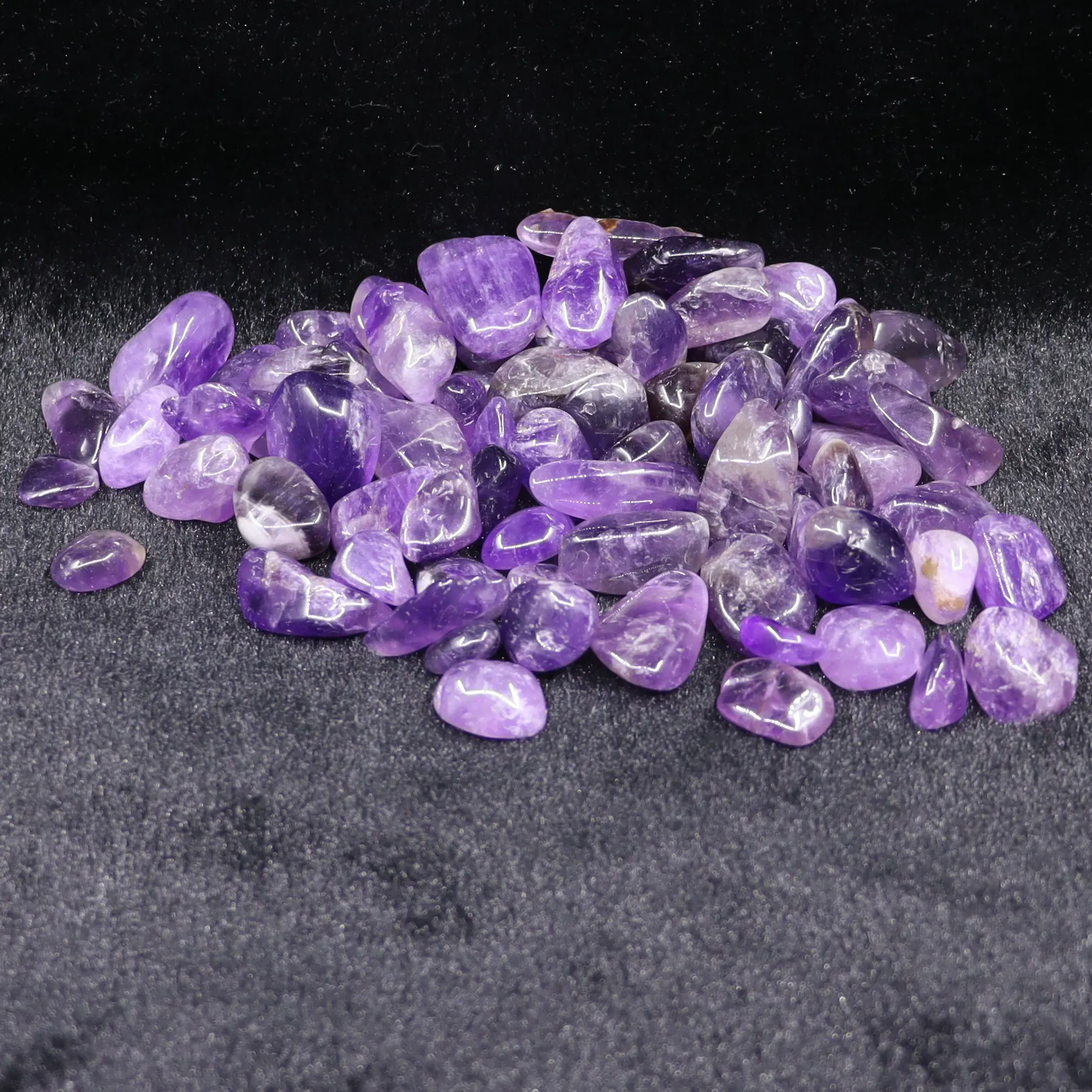 

Натуральный Темный аметист, гравий 9-15 мм, 100 г, мелкое зерно, необработанный камень, качественное украшение для дома