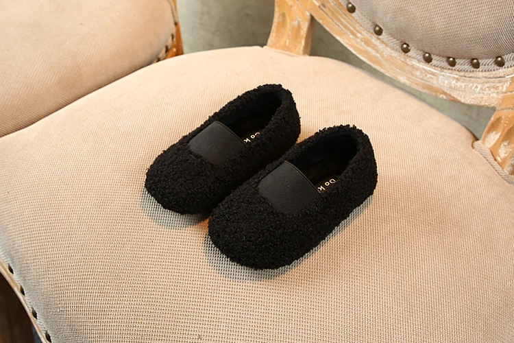 Осенне-зимняя хлопковая обувь для девочек 1-3-8 лет Нескользящая Корейская обувь для отдыха с мягкой подошвой
