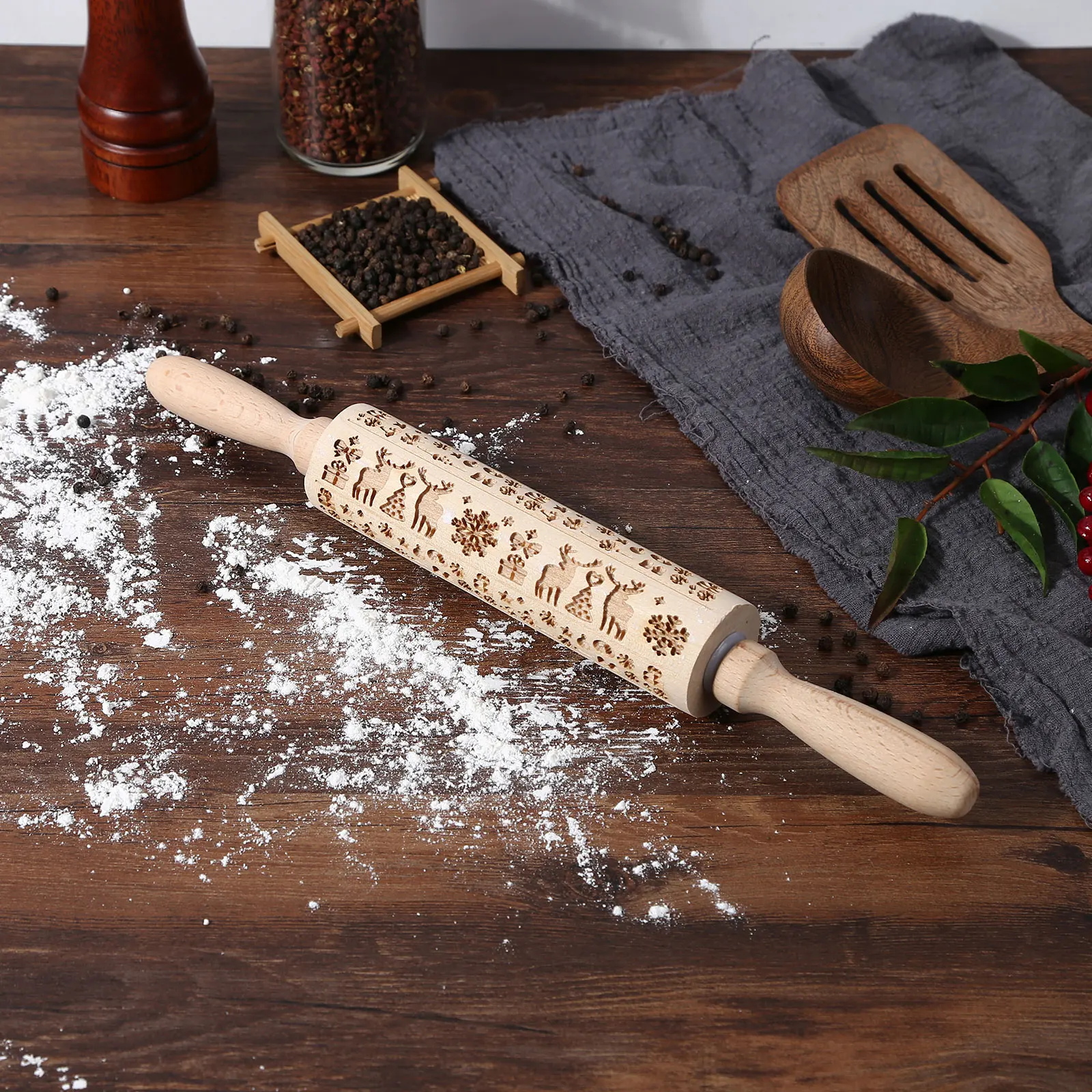 

Christmas Embossed Rolling Pin Wooden Engraved Printing Rolling Pin DIY Kitchen Tool for Kids Adults Baking Making Cookie Dough