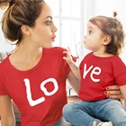 Летний новый семейный наряд, одежда, футболка для мамы и дочки, топы с красным принтом love для мамы и дочки, одежда для мамы и дочки