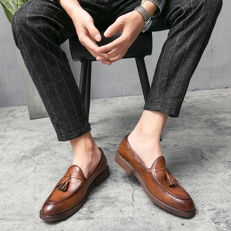 

Tassels Mens Dress Shoes slip on Leather Loafers Men Shoes Breathable Formal Wedding party Shoes Herren Schuhe Italienisch