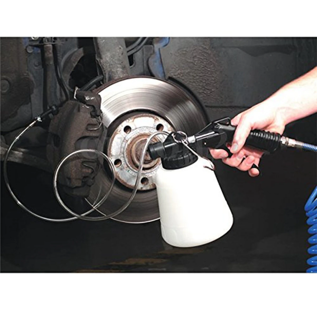 Инструмент для замены автомобильной тормозной жидкости большая емкость