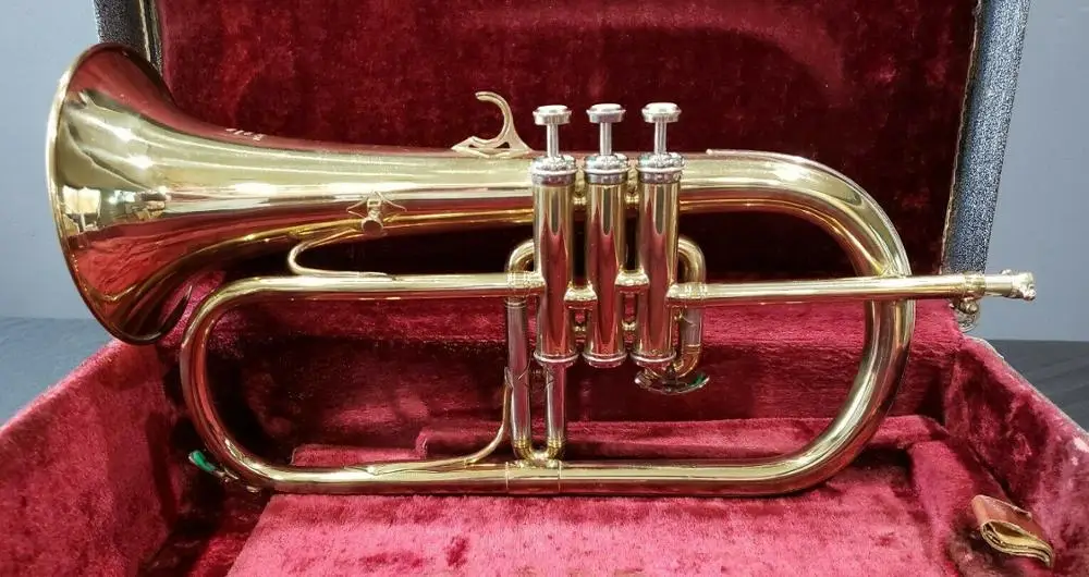 Профессиональный музыкальный инструмент Bb Flugelhorn латунный лакированный золотой
