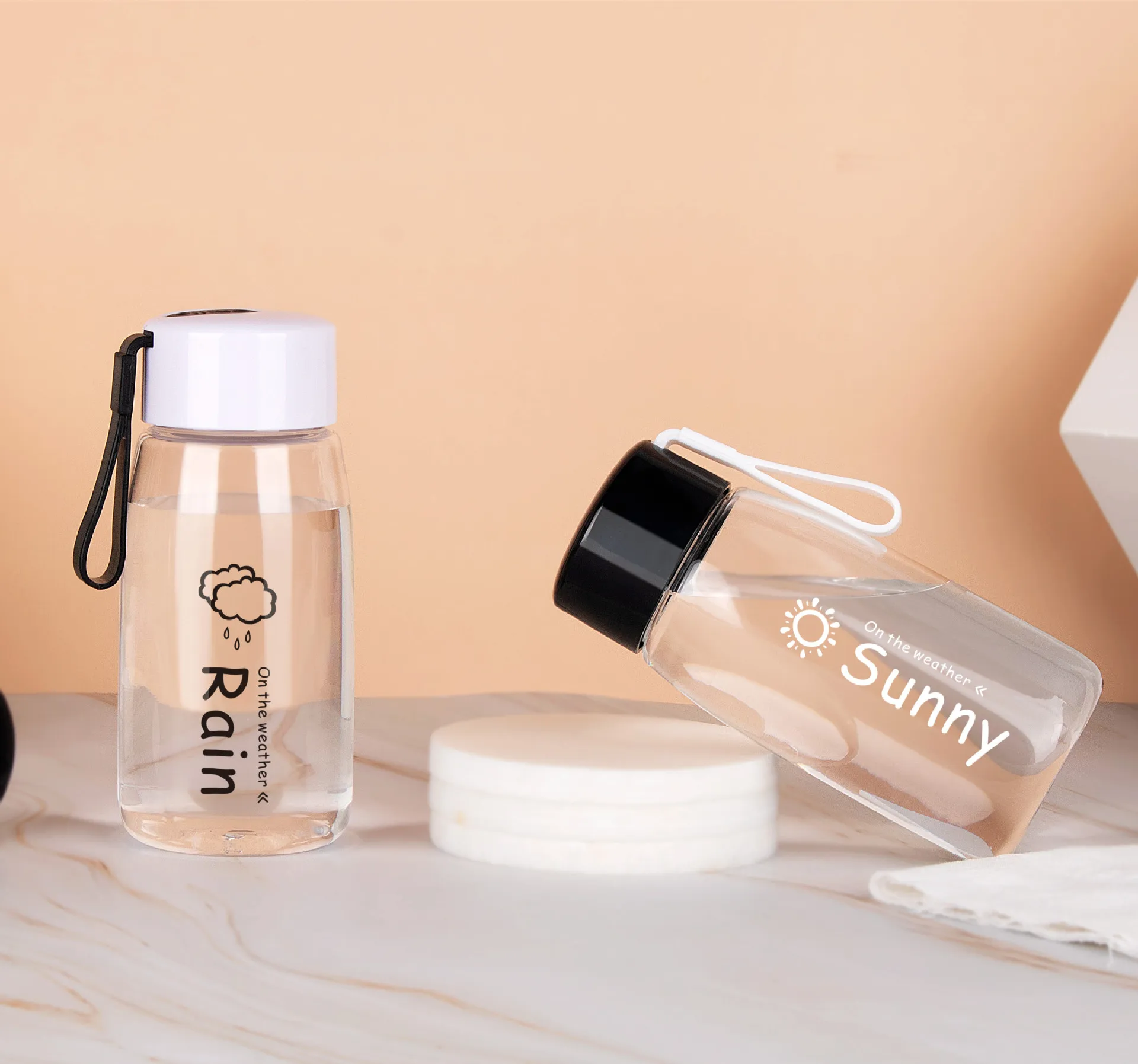 

380ml Creative Simple Plastic Water Bottle With Rope Loop Plastic Cup Portable Sealed Leakproof Eco-Friendly Water Bottle