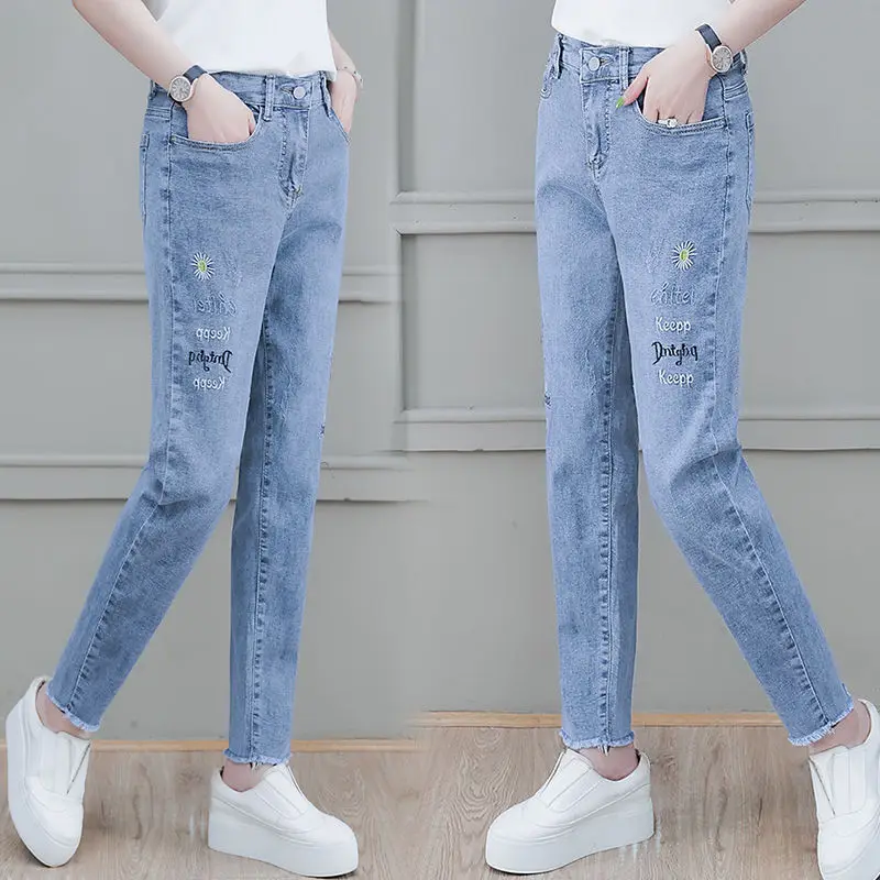 

Thin and fringed jeans women's new fashion