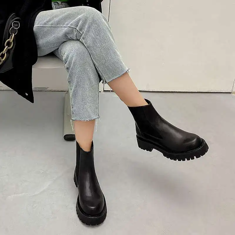 

Krazing pot classic colors cow leather round toe med heel winter shoes women keep warm elegant lady streetwear ankle boots L31