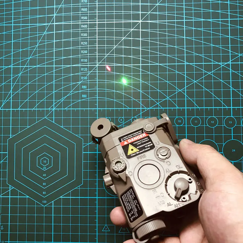 

AN/PEQ-15 Red Dot Laser White LED Flashlight 270 Lumens for Standard 20mm Rail Night Vision Hunting Rifle Battery Case Element