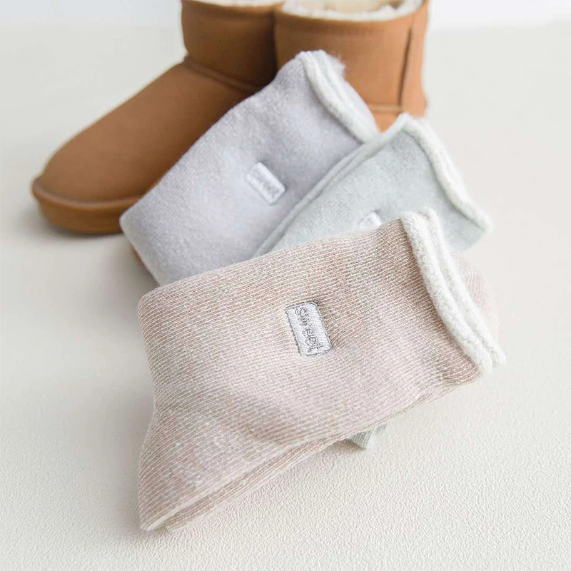 

LEOSOXS Super thick female socks winter velvet warm middle tube sleep home floor socks heating socks store manager recommended