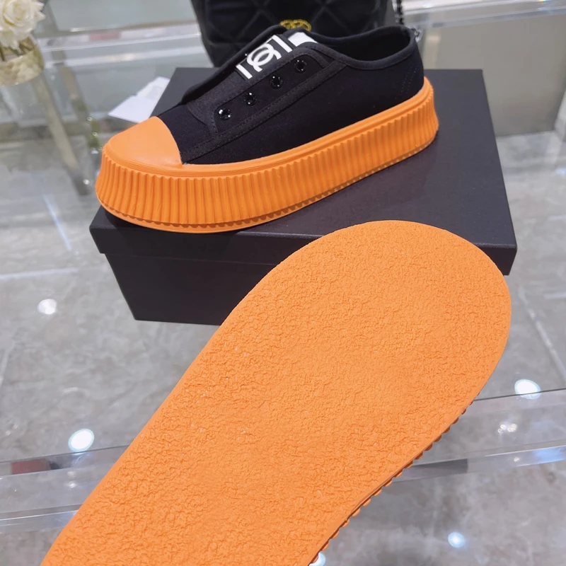 

shoes women luxury brand Sneakers women Fashion Skateboard Shoes High Quality Casual Canvas women trend 2021