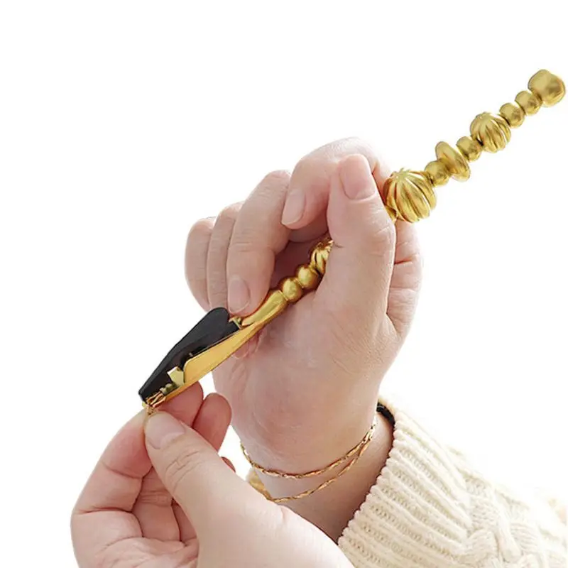 

2021 New Magic Bracelet Wear Helping Hand Watch HolderClasp Fastener Tools Jewelry Helper