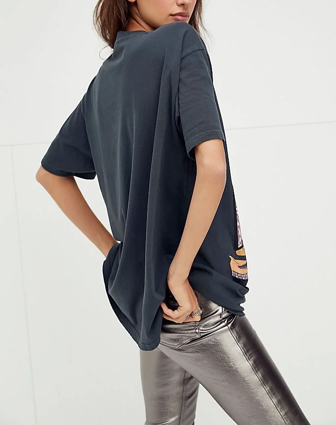 Женская футболка с коротким рукавом и буквенным принтом