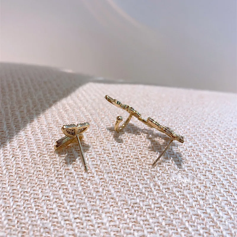 

Fairy Shiny Rhinestone Asymmetric Butterfly Earrings for Women 2020 New Gold Color Metal Small Statement Drop Earrings Jewelry