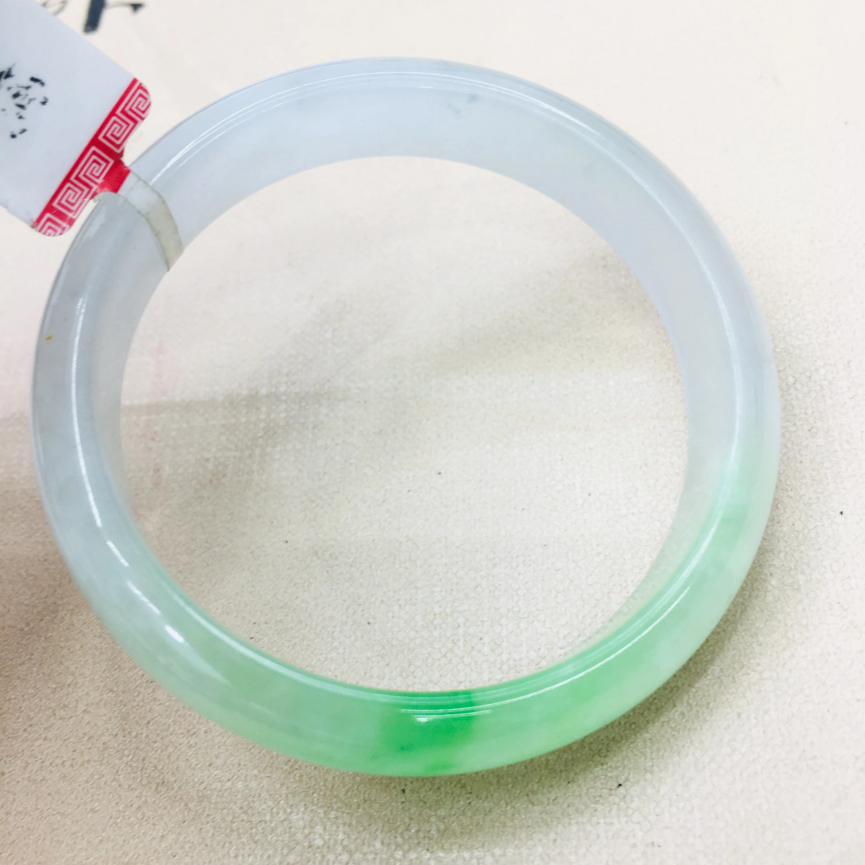 

Natural Burmese Emerald Elegant 52-62m Ice Bling Yang Green Bracelet Princess Jade Bracelet Send A Country Certificate