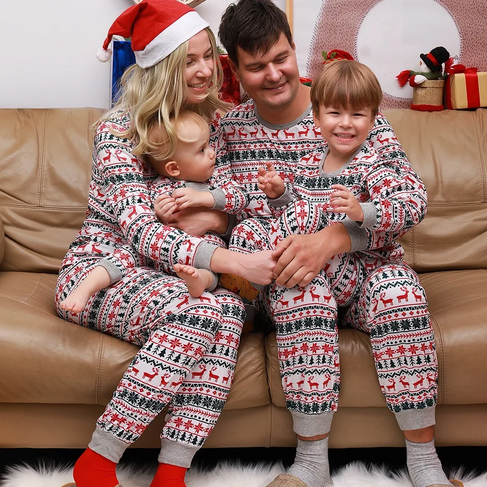 

Christmas Deers Pajamas Family Matching Outfits Father Mother & Children Sleepwear Mommy and Me Xmas Pj's Clothes Baby Romper