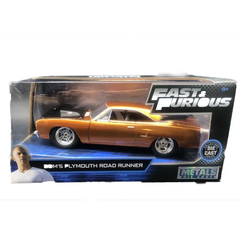 Коллекция 1/24 года американский автомобиль с мускулами Plymouth GTX модель автомобиля