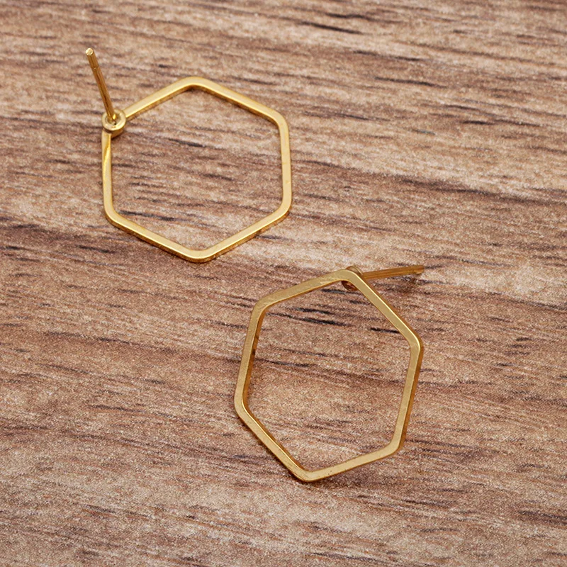 100 шт. пустые серьги гвоздики золотистые с открытой спиной треугольные