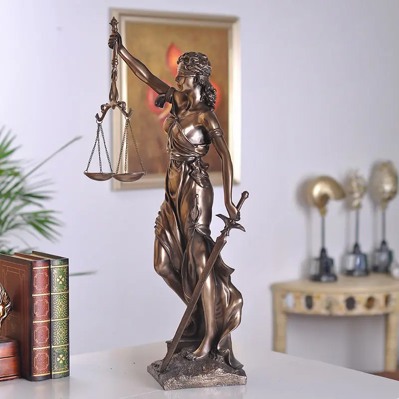 

Скульптура Богини справедливости Themis Имитация меди справедливость статуя для справедливости юстиции офисное юридическое масштаб Декор