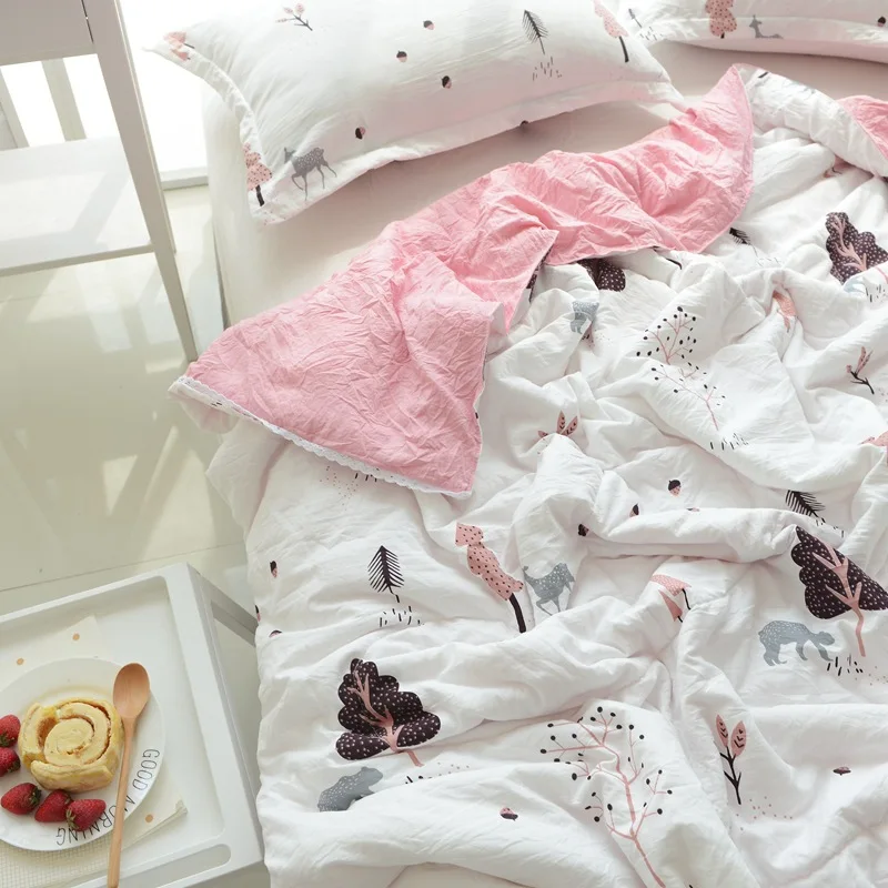 Хлопковое стеганое покрывало в современном стиле с принтом летнее тонкое одеяло