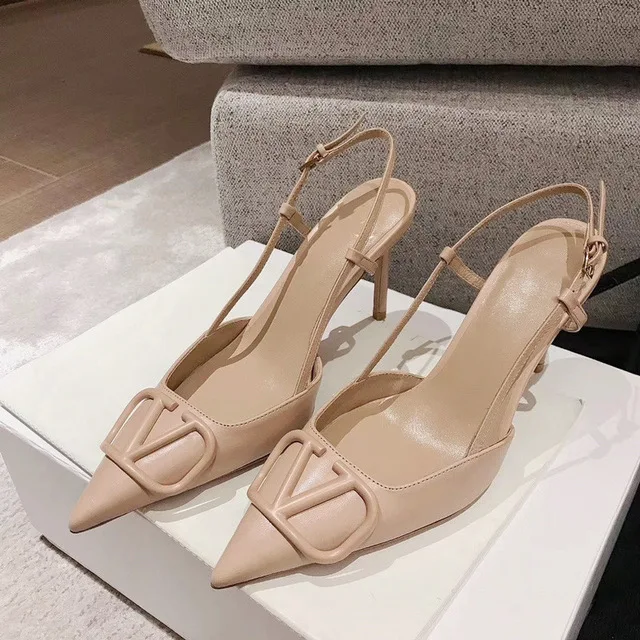 

2020 Brand New Metal V-shaped Buckle Sandals Pointed Pumps and Stiletto Heels Elegant Sexy Wedding Shoes35-42