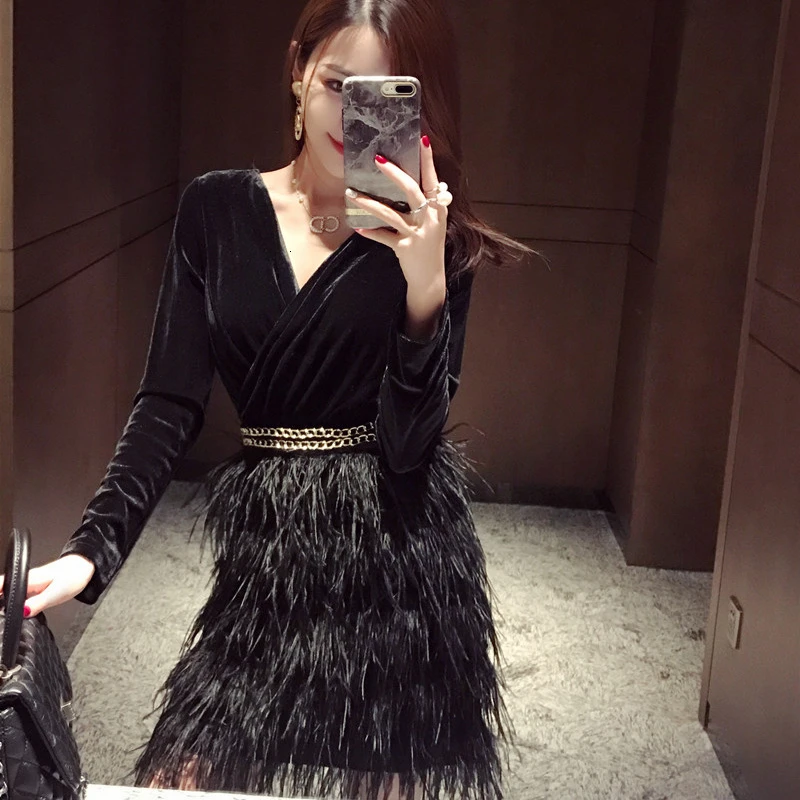 Новинка 2019 осенняя и зимняя бархатная сумка с цепочкой черное платье перьями