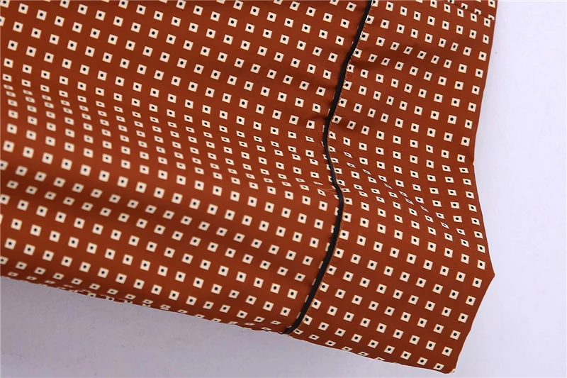 

Streetwear Women Print Jumpsuit 2020 Fashion Ladies Turn Down Collar Jumpsuits Causal Female Pocket Button Loose Jumpsuit