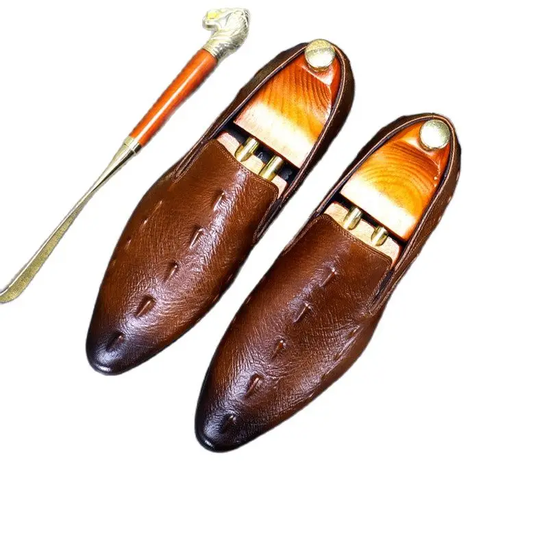 Британская обувь с острым носком деловой костюм кожаная принтом страуса