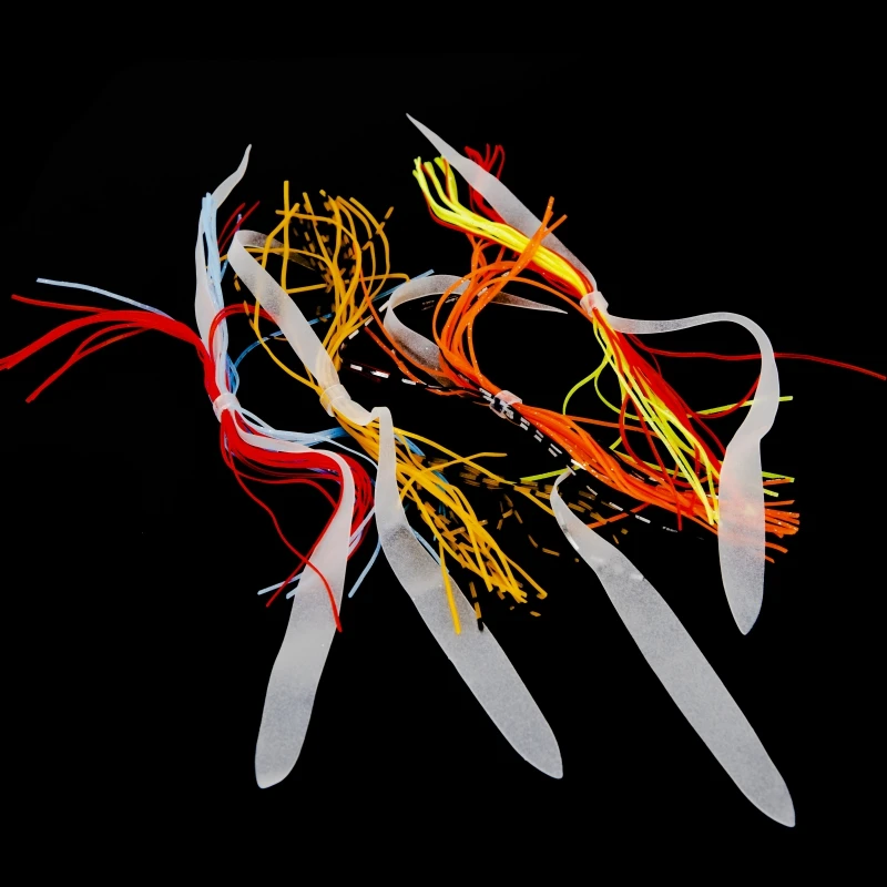 

4pcs/lot Luminous Fishing Lure 13cm Soft Silicone Bait Fishing Tools Accessories