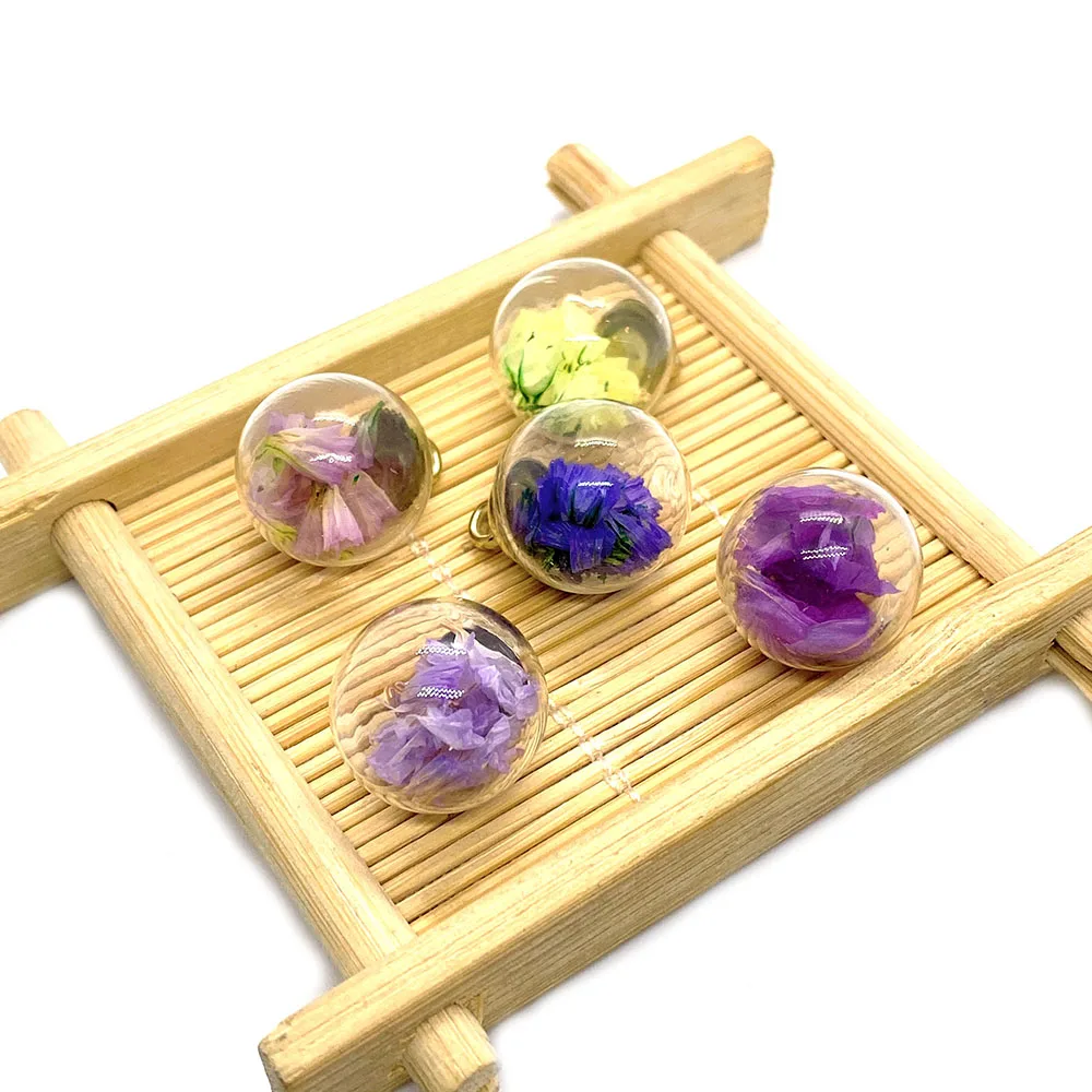 

10pcs/pack Wholesale Glass Ball Dried Flower Pendant Transparent Jar Pendant DIY Exquisite Jewelry Necklace Earring Size 16mm