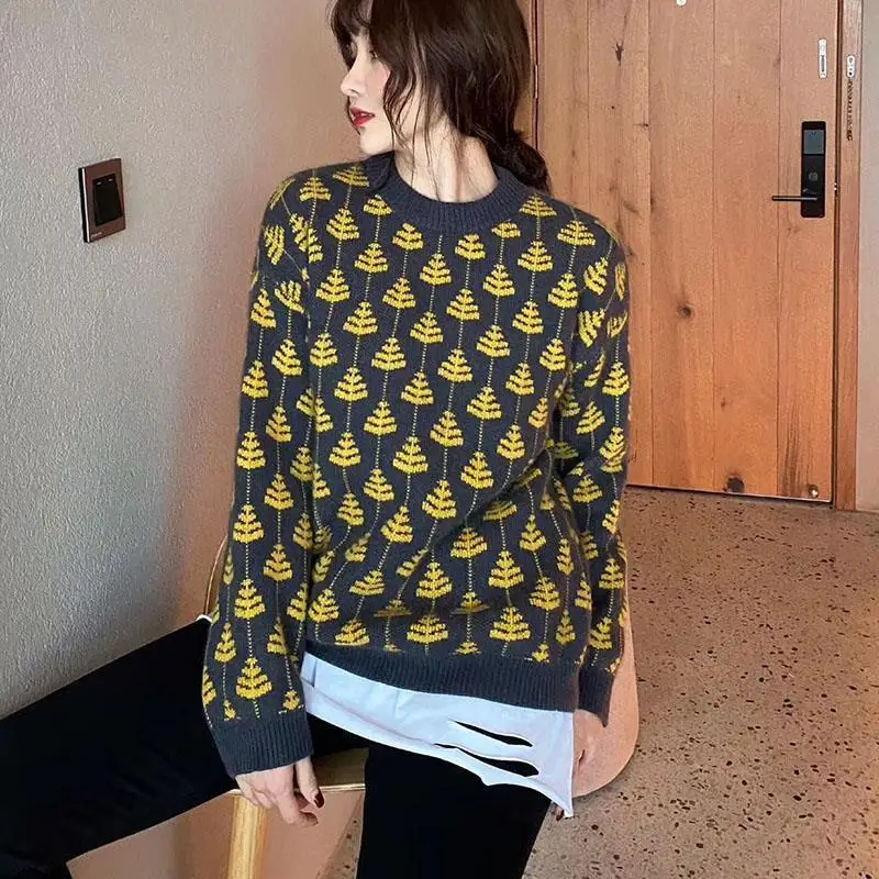 

New Thickened Round Neck Jacquard Sweater Women's Large Loose Long Sleeve Sweater Knitted Bottom Coat