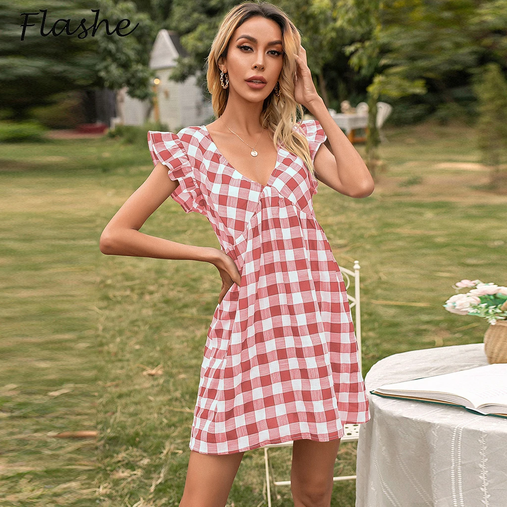 

Женское клетчатое платье-трапеция с V-образным вырезом и высокой талией