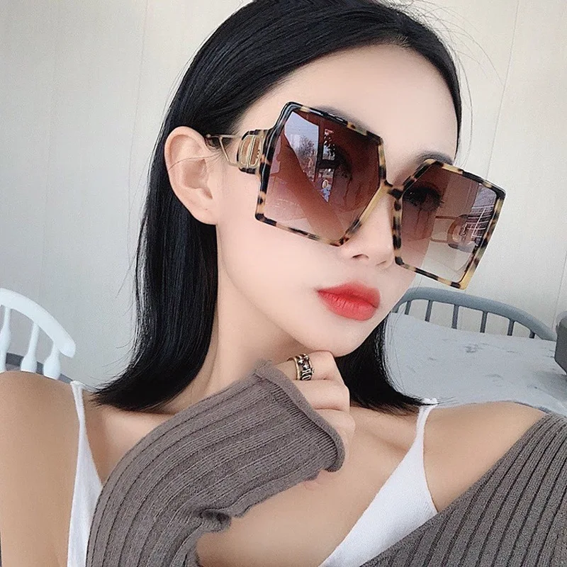 

Square Sunglasses Women Fashion 2021 New Vintage Shades Men Brand Design Luxury Big Sun Glasses UV400 Oversized Glasses forWomen