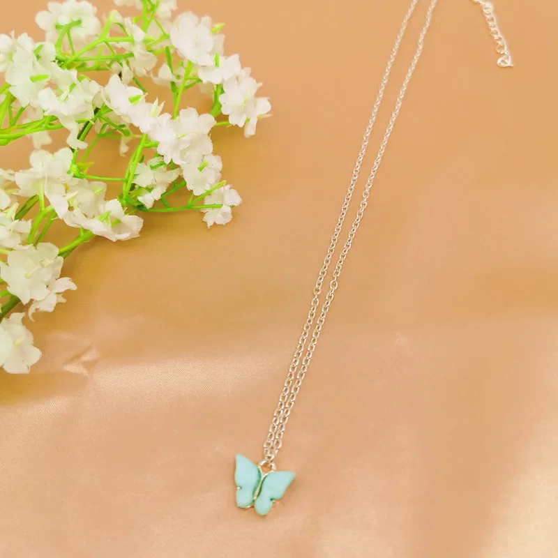 

Korean Fashion Cute Butterfly Necklace For Women 2020 Bohemian Gold Silver Color Chian Butterfly Pendant Necklace Jewelry