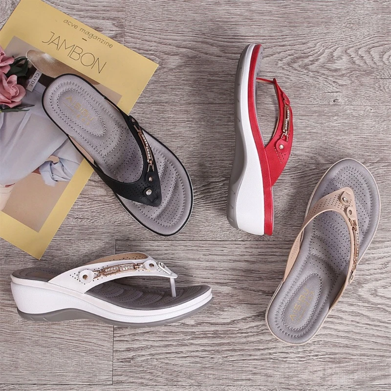 

Women Summer Metal Rhinestone Button Slides Shoes Wedge Beach Thong Sandals Indoor Outdoor Platform Flip Flops Slippers