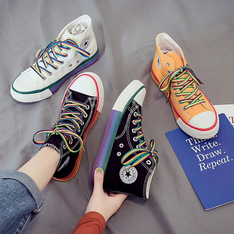 Женская обувь благодаря своему полотняному материалу из дышащего материала для