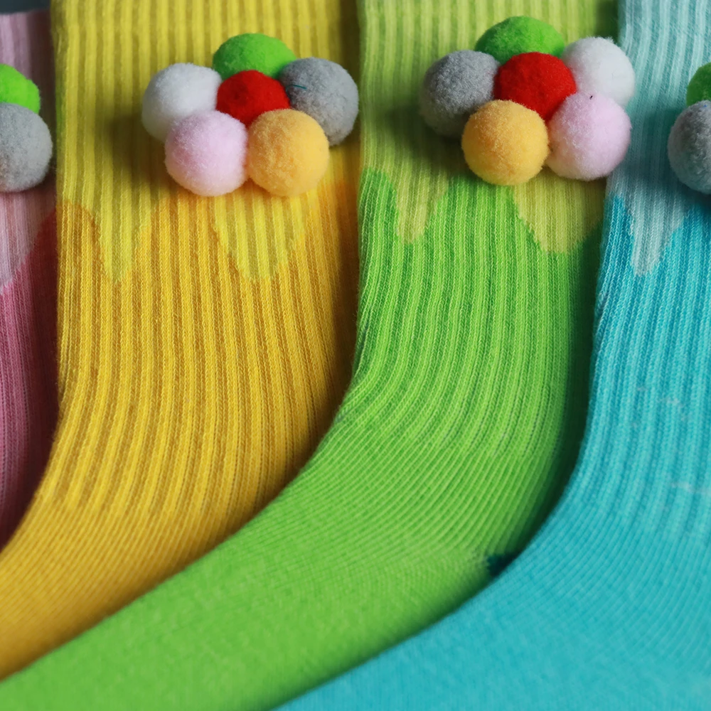 

Colorful Cotton Women's Crew Socks Funny Fashion Love Flower Pattern Creative Ladies Novelty Cartoon Sock For Gifts