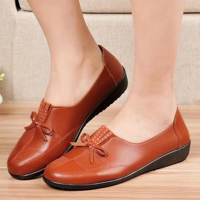 Женские балетки на плоской подошве кожаные дышащие Мокасины с вырезами