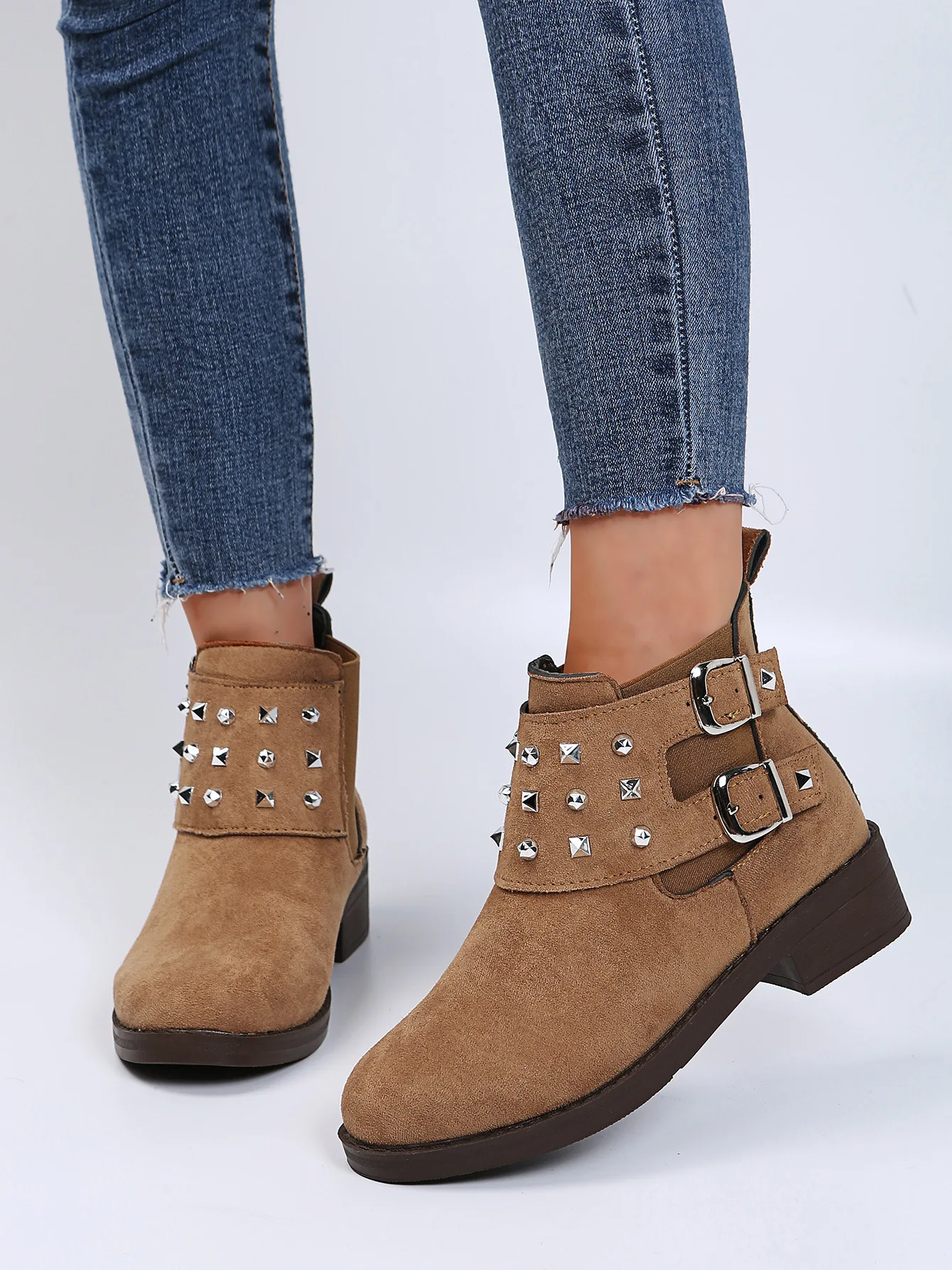 

2021 зимние женские ботинки, обувь на платформе, женская модель, Модные ботильоны, женские ботинки Martin большого размера, женские ботинки