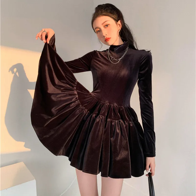 

Дизайнерское черное бархатное бальное платье для приталенной леди, винтажное короткое платье мини с бантом на воротнике и длинным рукавом, ...